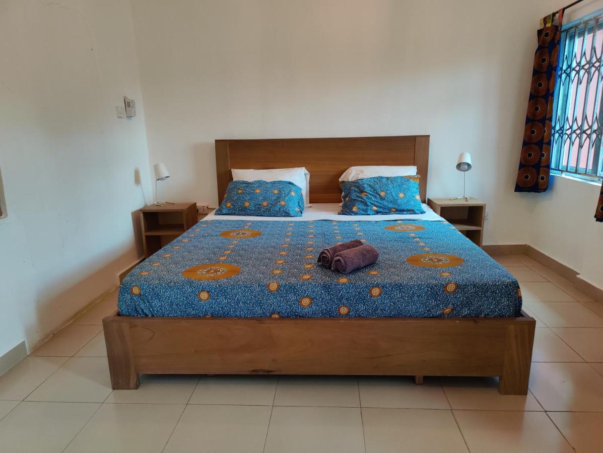 Tumi Hostel Kumasi Exterior photo