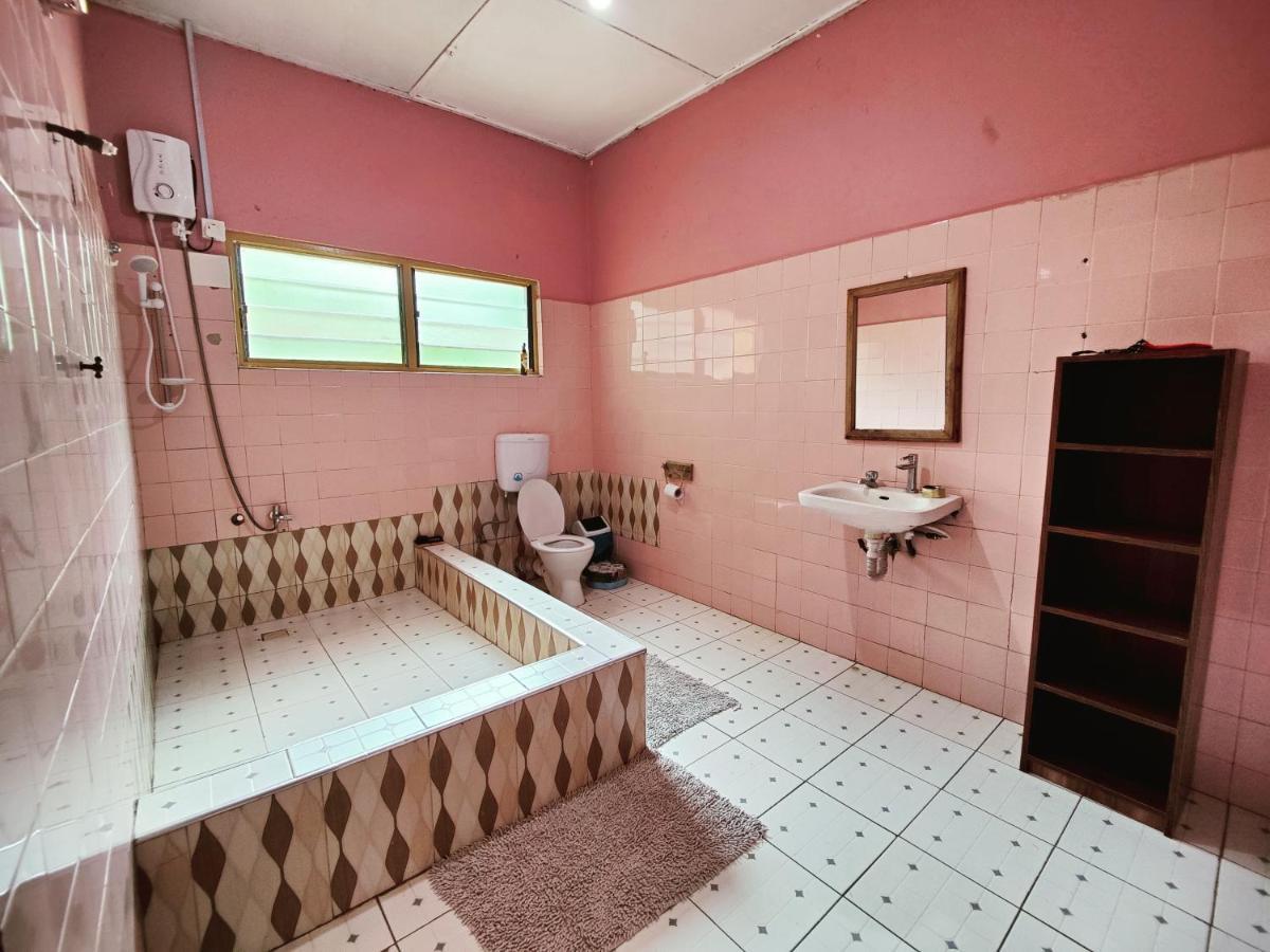 Tumi Hostel Kumasi Exterior photo